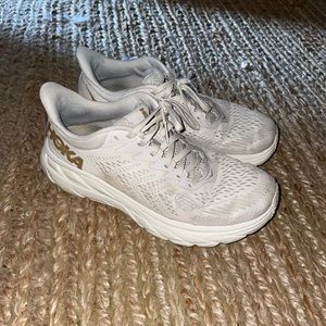 Clifton Hoka Shoes